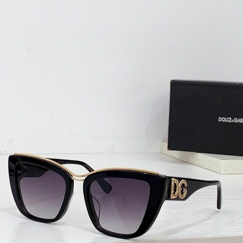 D&G Sunglasses 323